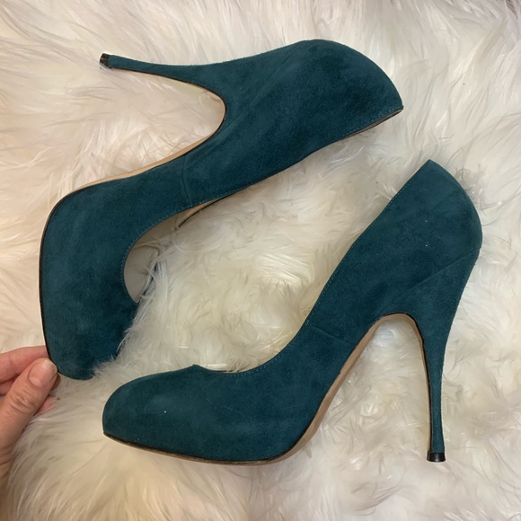 deep green heels